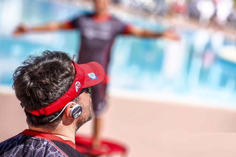 headphones-sx707-in-use-2 无线耳机 sx-707